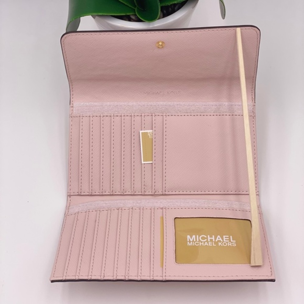 Michael Kors Trifold Wallet Powder Blush - Picture 7 of 8